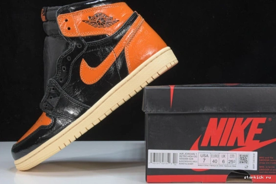 Backboard 3.0  555088-028 1  Retro 555088-028 High Shattered Jordan 0820